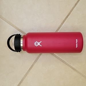 40 Oz Hydro Flask in Snapper